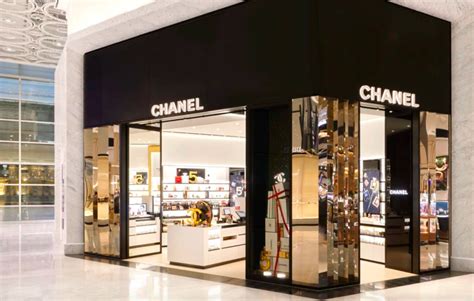 buying chanel at charles de gaulle airport|chanel perfume paris airport.